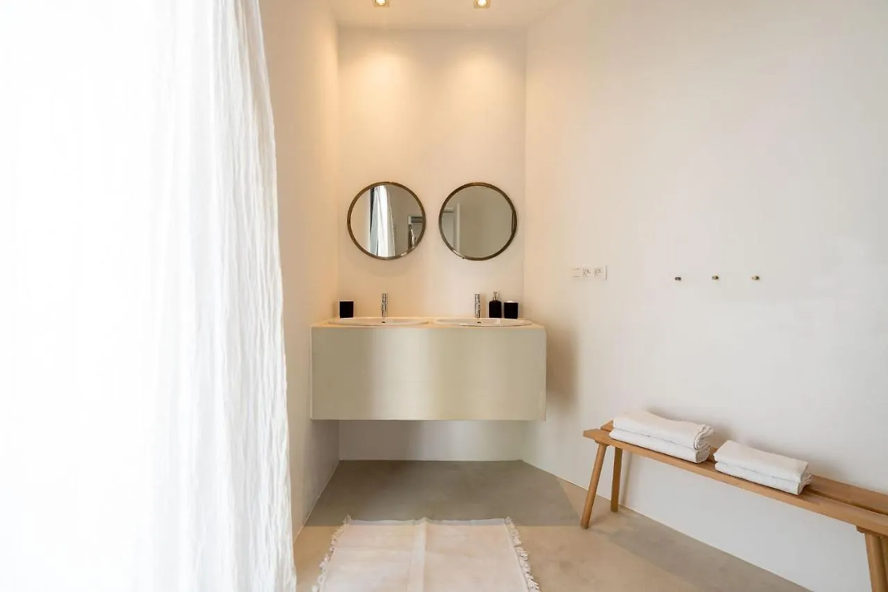 Loft Van 90 M² Met Grote Binnentuin. Antwerp