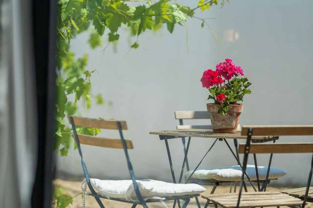 Apartment Loft Van 90 M² Met Grote Binnentuin. Antwerp